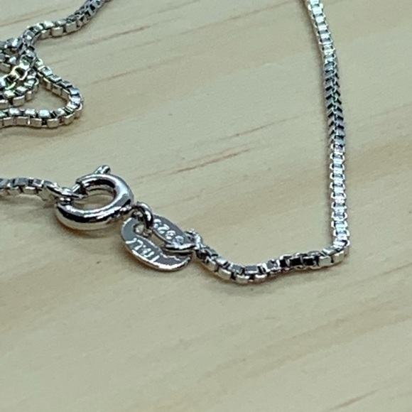 🌟 Sterling Silver 925 CZ Heart Key - Picture 7 of 8